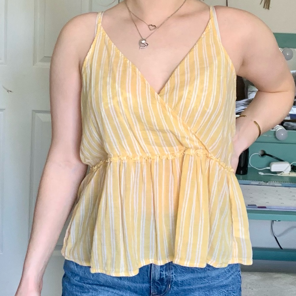 Stripped American Eagle tank top✨